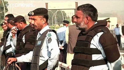 Euro News Praising Imran Khan’s Lockdown Protest against Nawaz Sharif’s Corruption