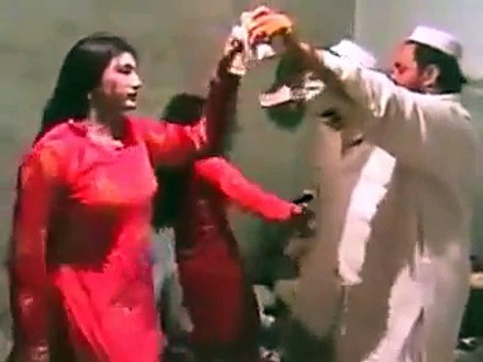 Pathan Goes Out Of control || Hug A Female Dancer || Very Funny Must Watch