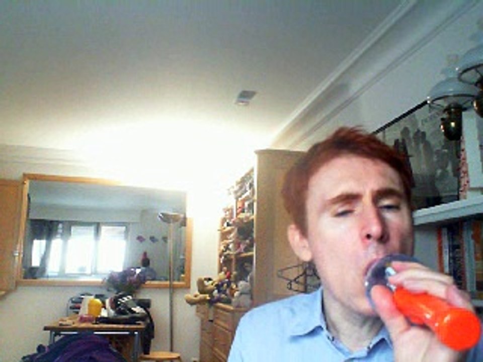 Wiwi égratigne "let's be lovers tonight" de Sherrick