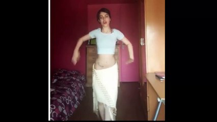 Girl became famous on Social Media Viral dance in whole World