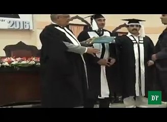 Peshawar University student refuses to accept degree from KP Governor