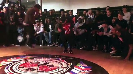 Une gamine met le feu lors d'une compétition de danse hip hop