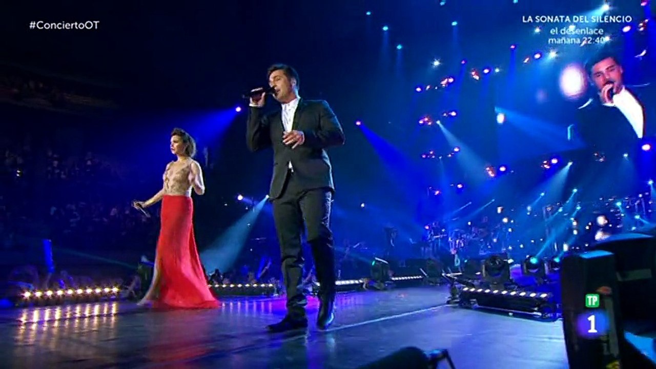 Concierto OT El Reencuentro - Vivo por ella (David Bustamante y Gisela)