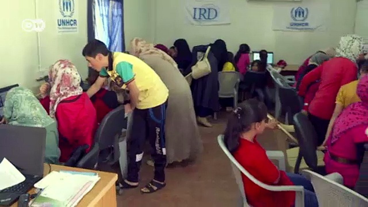 أسبوع البرمجة للاجئين فرصة للشباب؟ | صنع في ألمانيا