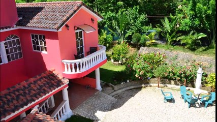 EXCELENTE CASA EN GASPAR HERNANDEZ-REP. DOMINICANA