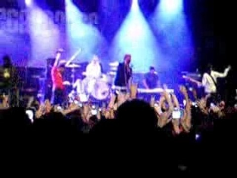 Gym class heroes paris olympia aout 2007 part1