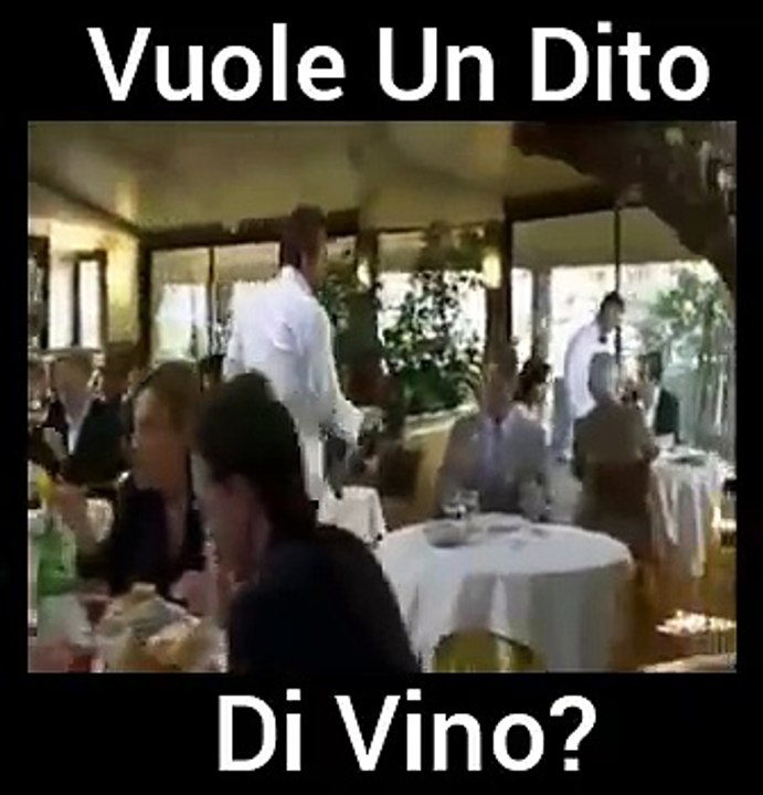 Vuole un dito di vino?