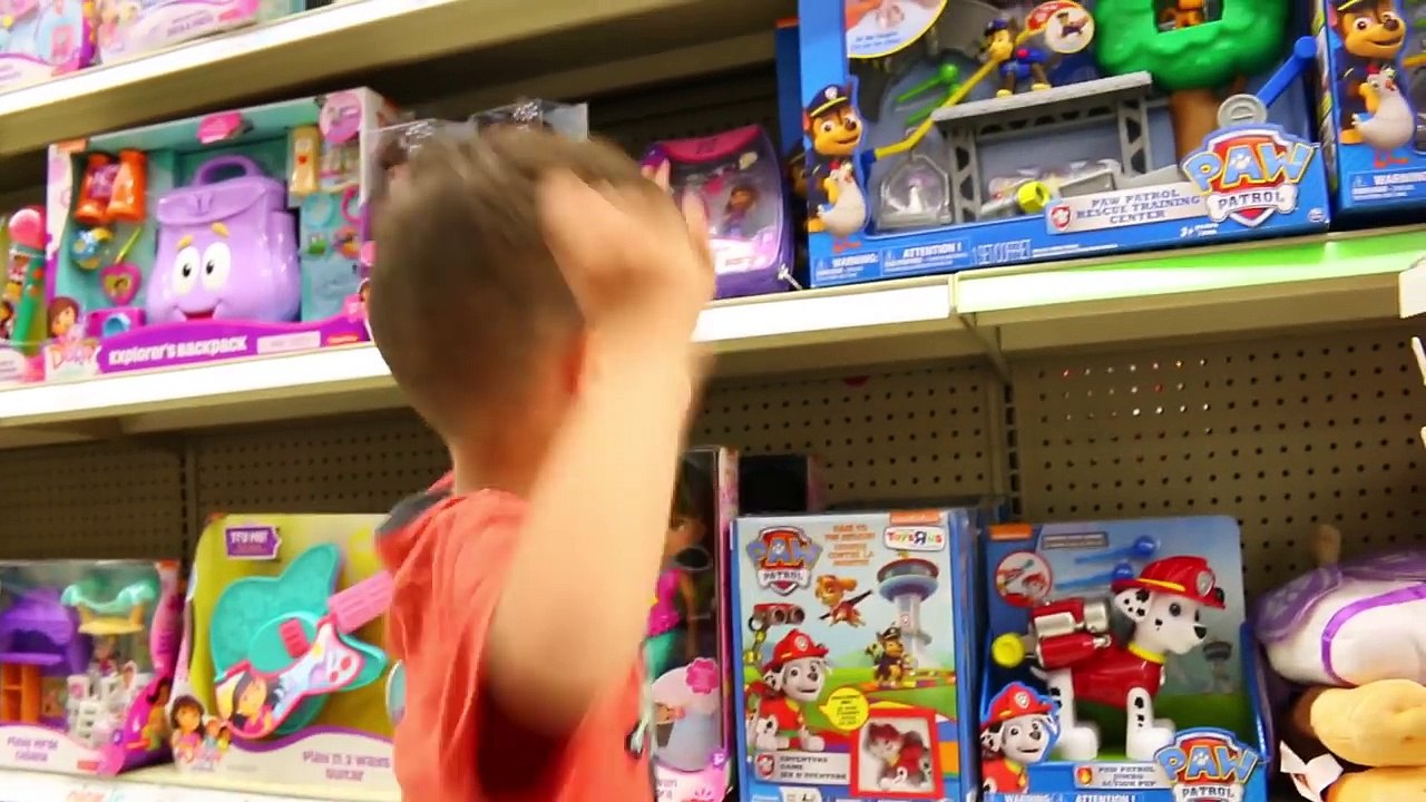 Toys R Us Toy Hunt Shopping Baby Alive Disney Peppa Pig Toy Hunting POWER WHEELS Toddler Pirate Bed