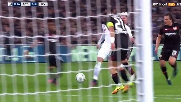 Kyle Walker Amazing chance Tottenham 0 - 0 Bayer Leverkusen 02.11.2016 Champions League