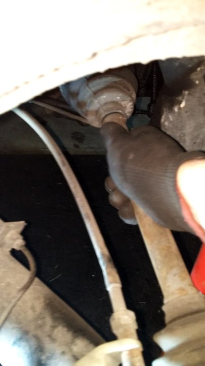 912 axle noise