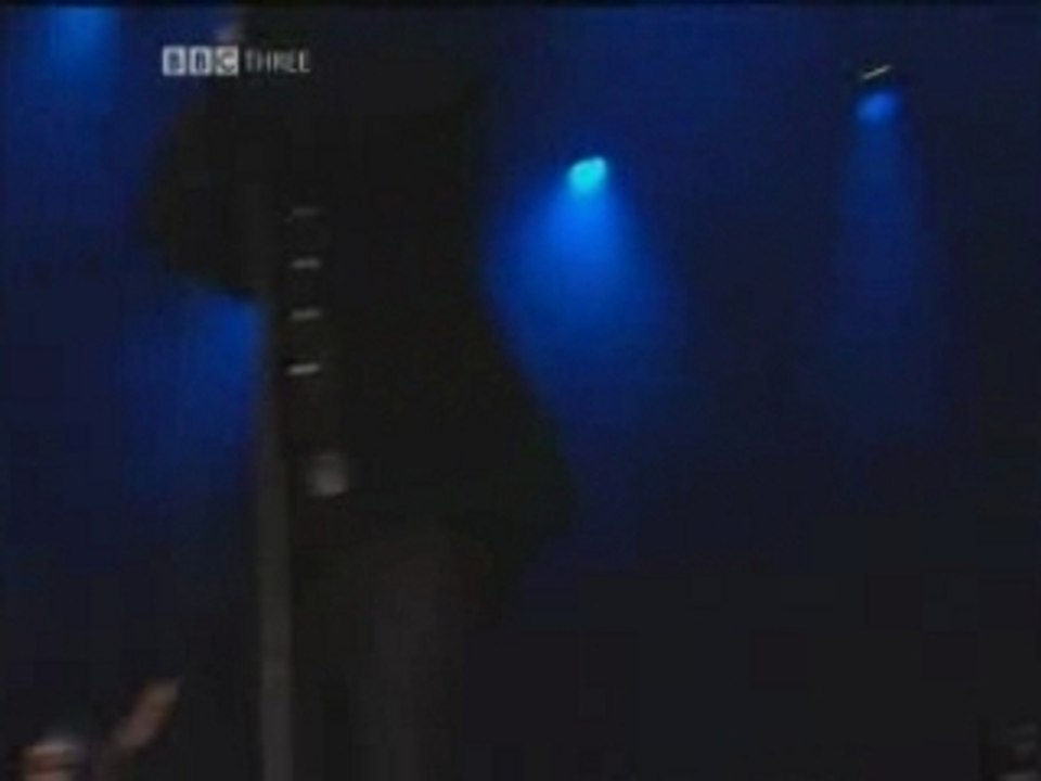 The Strokes -  Reptilia (Live T In The Park)