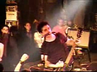 Green Day - Outsider (music video)