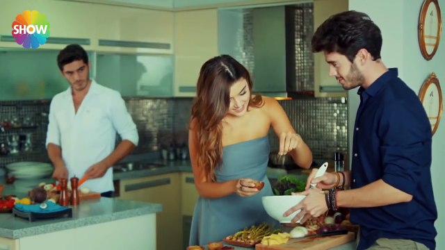 Jeena Sikha Diya Full Video Song (Do Lafzon Ki Kahani)