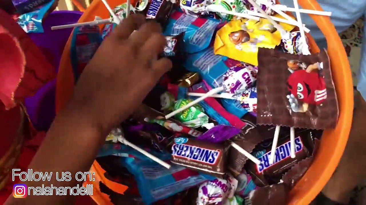 Halloween Trick or Treat Kids Candy Toy Surprise _ Bad Babies In Real life-ecXaSQe6Y-Y