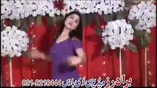 Pathan Girl performance on Panjabi Song