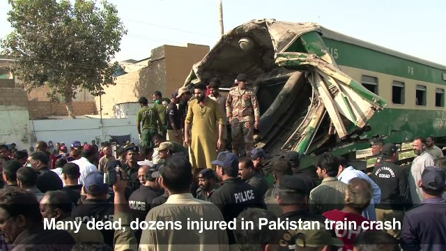 Several dead, scores injured as Pakistan trains collide