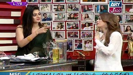 Maine 5 Dafa Whitening Injections Ka Istemal  This Actress Admitted in a Live Show