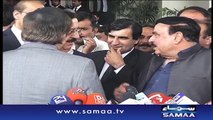 Video_ Sheikh Rashid averts fight between PTI’s Naeemul Haq and PAT’s Gandapur _ SAMAA TV
