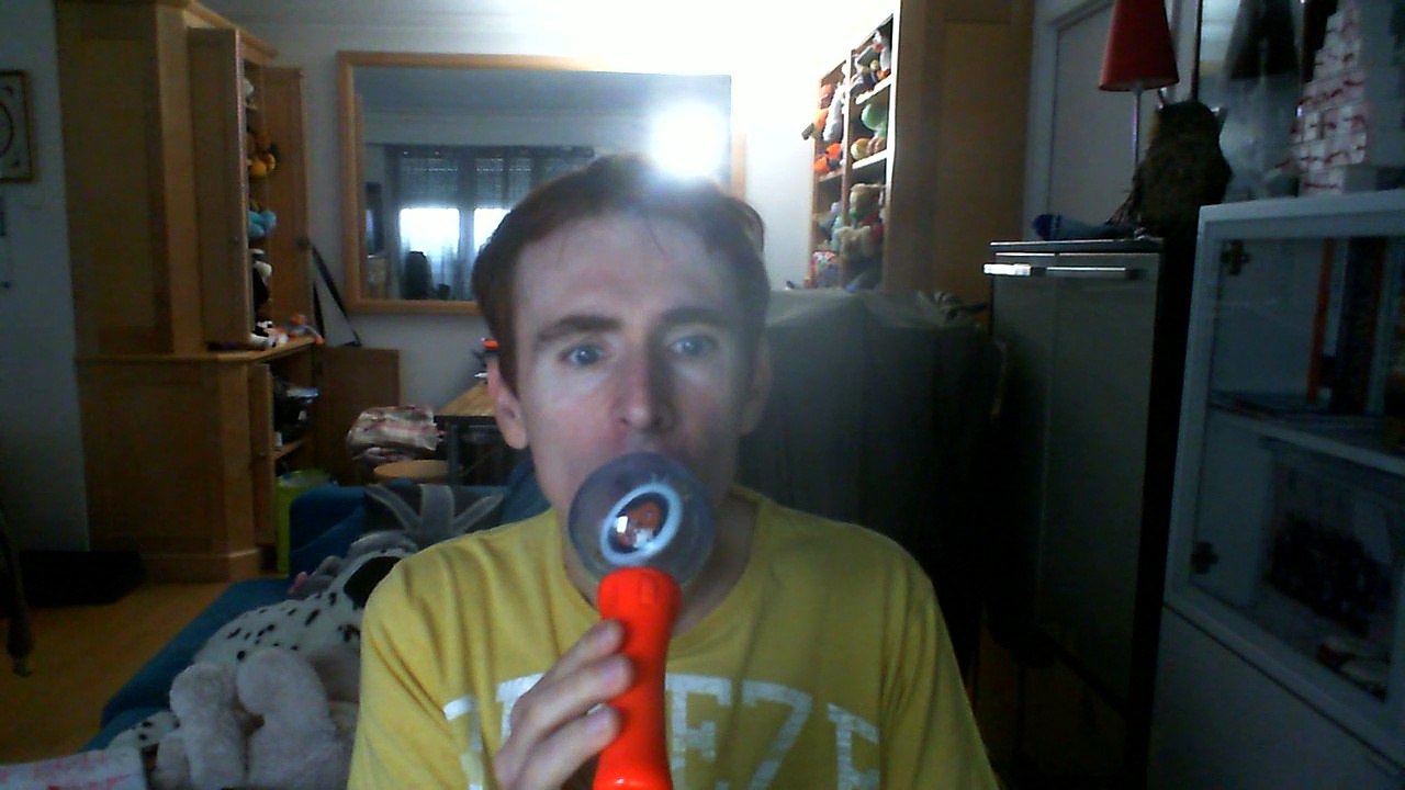 Wiwi égratigne "les larmes du soleil" d'Alpha 5.20