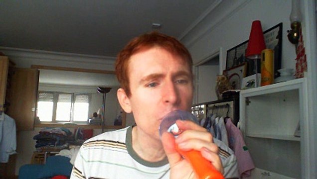 Wiwi égratigne little river d'Audrey Landers