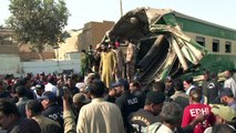 Trágico choque de trenes en Pakistán