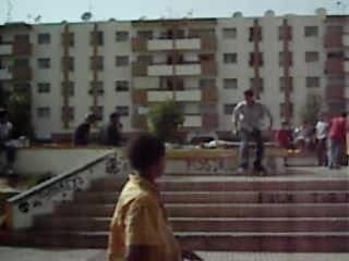 Nollie nose slide bigspin