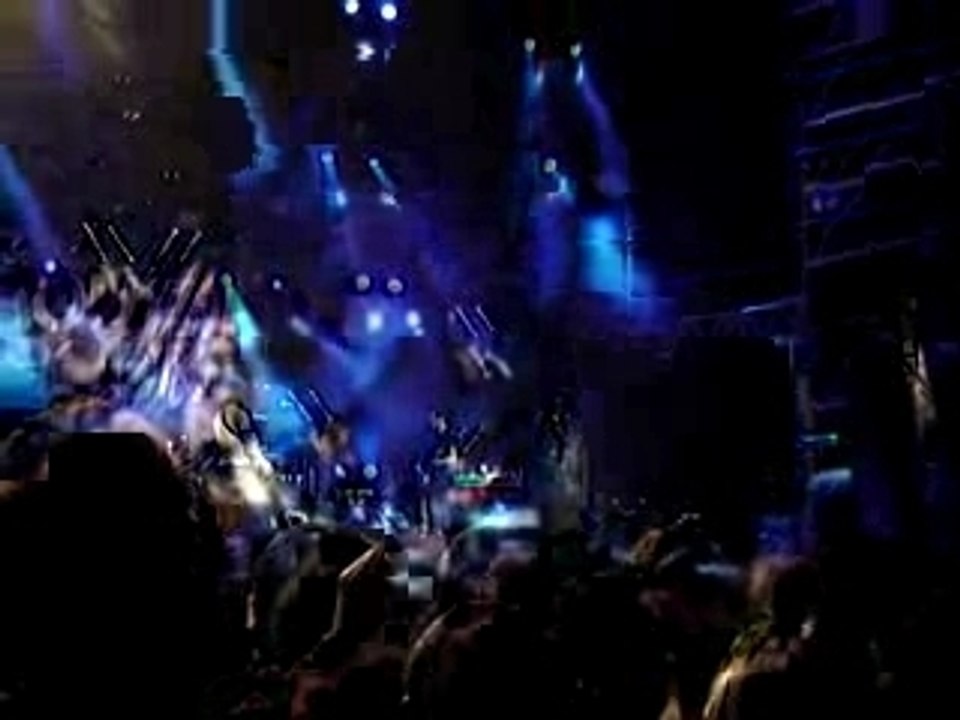 TV ON THE RADIO - STARING AT THE SUN - LA ROUTE DU ROCK 2006