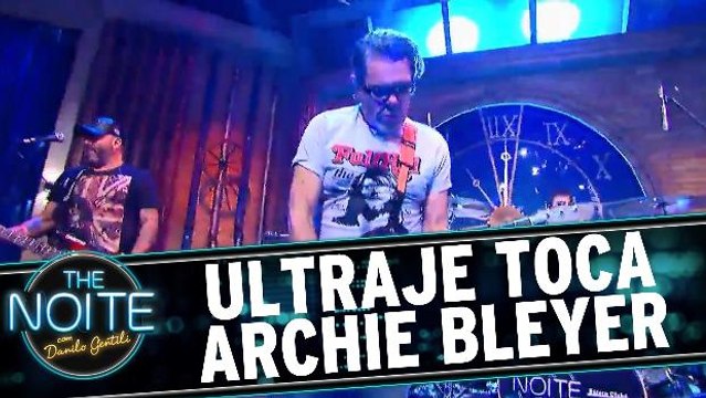 Ultraje encerra ao som de `Hernando`s Hideaway`