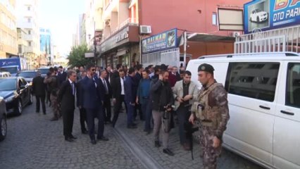 AK Parti Genel Başkan Yardımcısı Eker, Sur Esnafını Ziyaret Etti (1)
