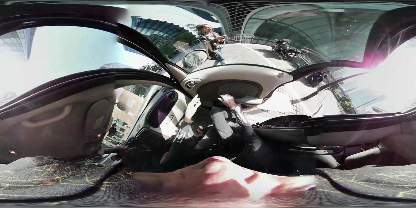 Alain Robert escalade la tour Engie à la Défense - 360° - Version longue - ZERO LIMITE