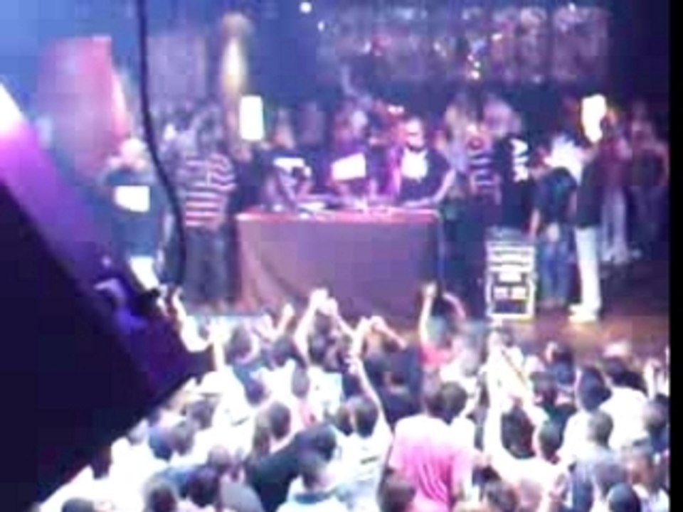booba au pacha au Portugal