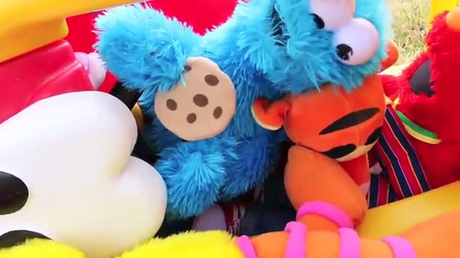 cookie monster cozy coupe