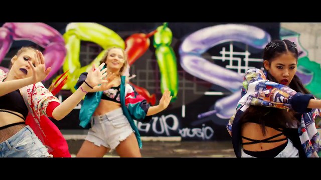 LLP feat. Sonny Flame - Booty Clap (Official Video)