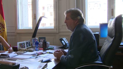 Rajoy anuncia un nuevo gobierno continuista