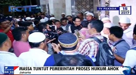 Ribuan Demonstran dari Berbagai Derah Datangi Masjid Istiqlal