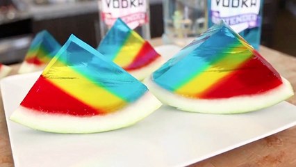 Tipsy Bartender Creates Rainbow Watermelon With Gelatin And Vodka