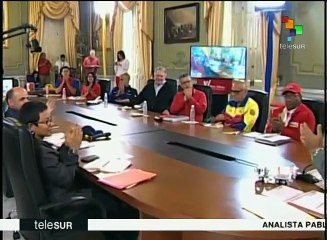 Contradictorio que mientras más paga Venezuela más crece "riesgo país"