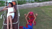 BABY Spiderman and Frozen Elsa Don't WEAR CLOTHES Black Spiderman steal PART1