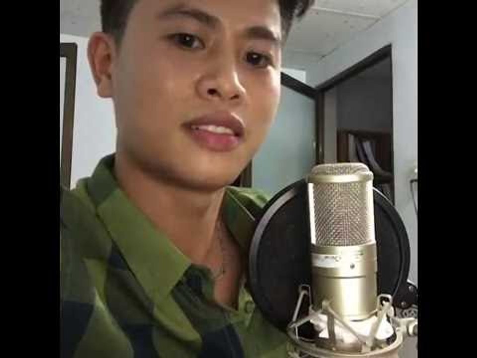 Chàng trai Chăn Dê live stream giao lưu với khán giả  trên Facebook