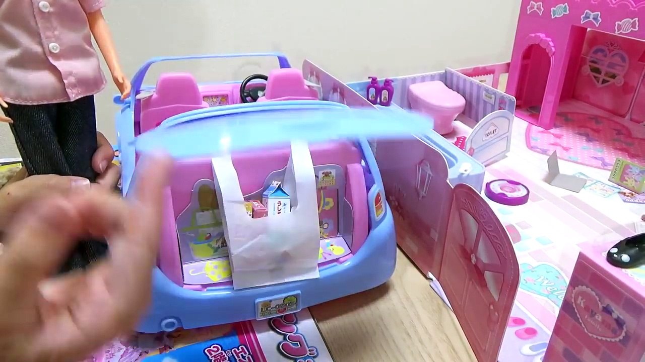 Licca-chan Doll Cute Dollhouse and Kitchen Playset