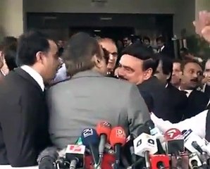 Full Video Of Khurram Nawaz Gandapur and Naeem ul haq fight