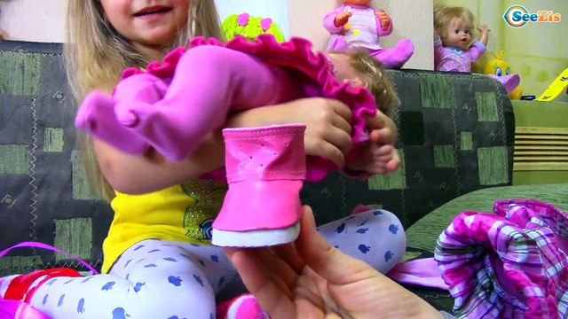 У нас появился малыш - Новая Кукла Играем в дочки матери Видео для детей - Сюрприз для Ярославы
