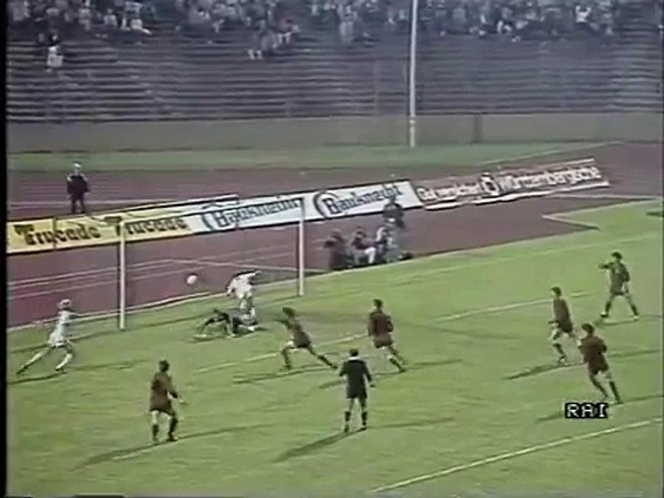 17.09.1986 - 1986-1987 UEFA Cup Winners' Cup 1st Round 1st Leg VfB Stuttgart 1-0 Spartak Trnava