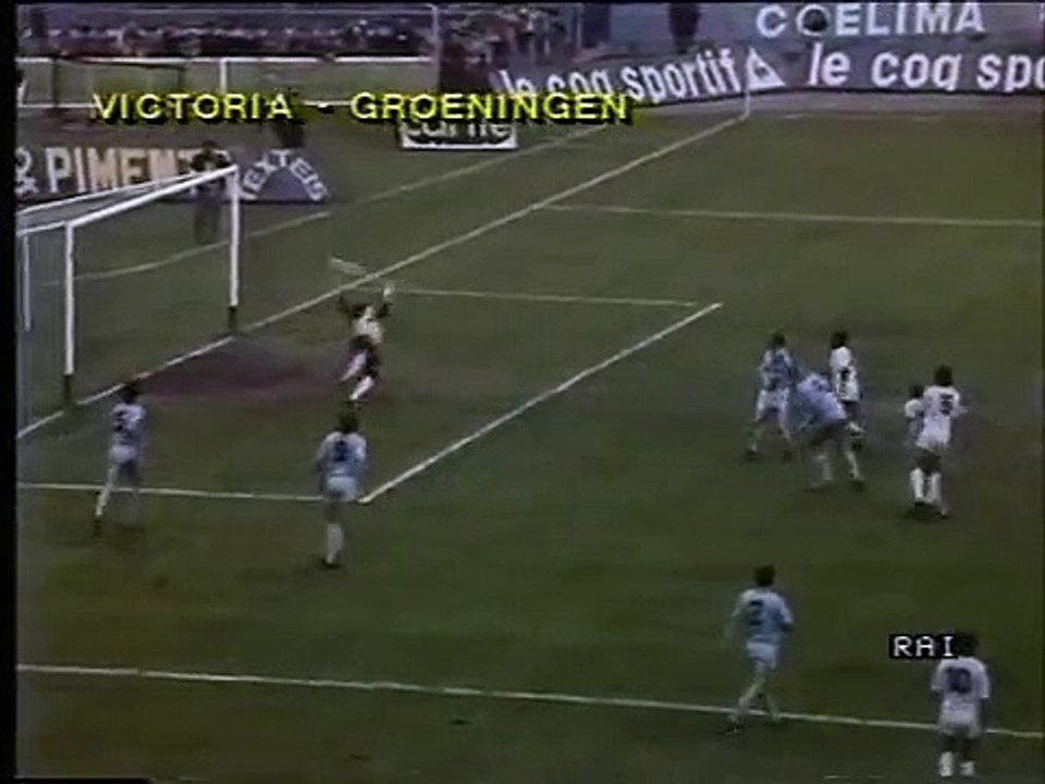 10.12.1986 - 1986-1987 UEFA Cup 3rd Round 2nd Leg Vitoria Guimaraes SC 3-0 FC Groningen