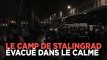 Paris : évacuation d'un camp de plus 3.000 réfugiés dans le calme à Stalingrad