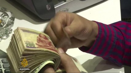 Egypt floats currency, paving way for IMF loan