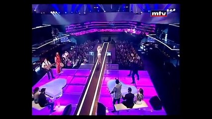 حسين الديك يتغزل بمايا دياب بأحلى موال