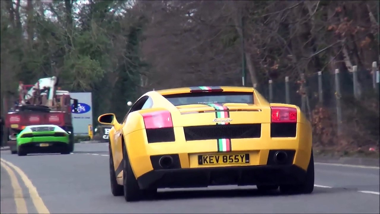 Supercars leave events in style! ( Loud accelerations, burnouts and powerslides)