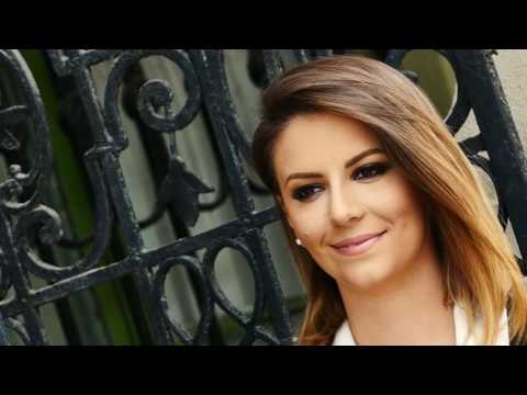 Revista Living Nr 22|Backstage Rudina Magjistari