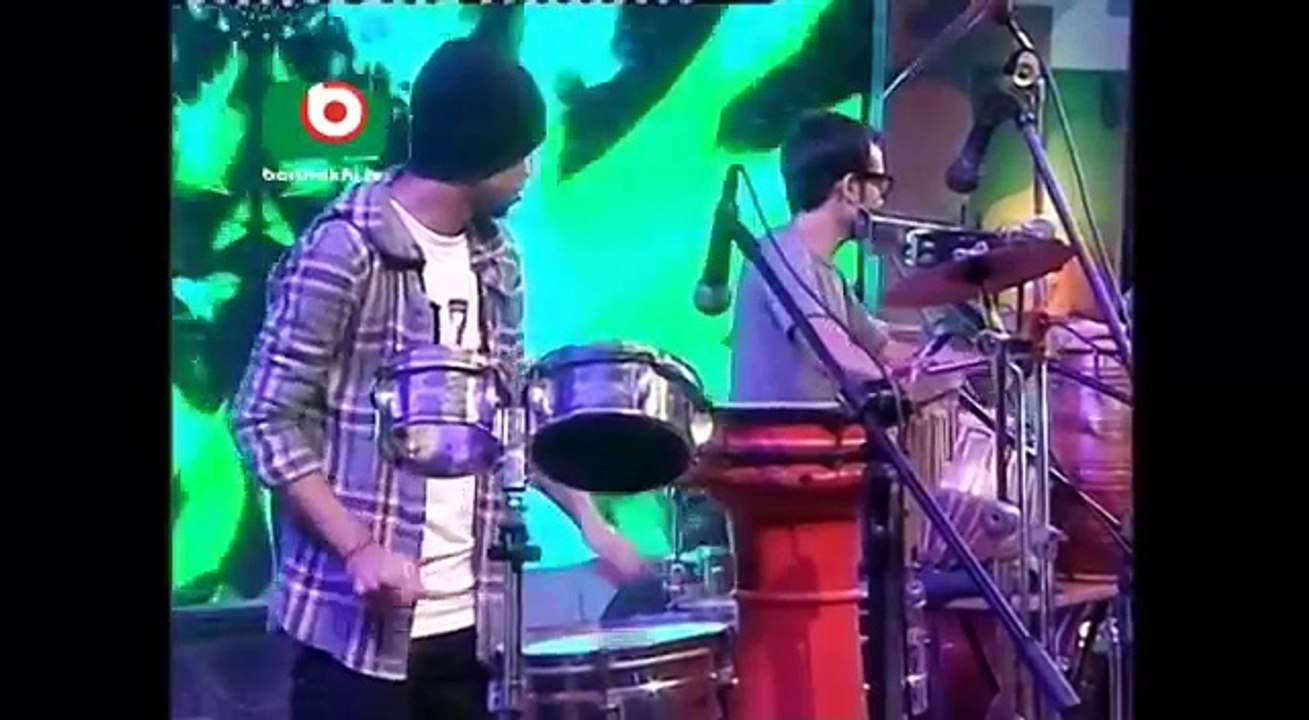 Modhu hoi hoi bis kaoyaila  - Sondipon